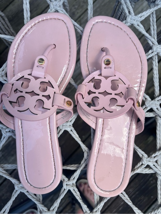 Tory Burch Shoes - Tory Burch Miller Pink Patent Leather Logo Thong Sandals Size 7